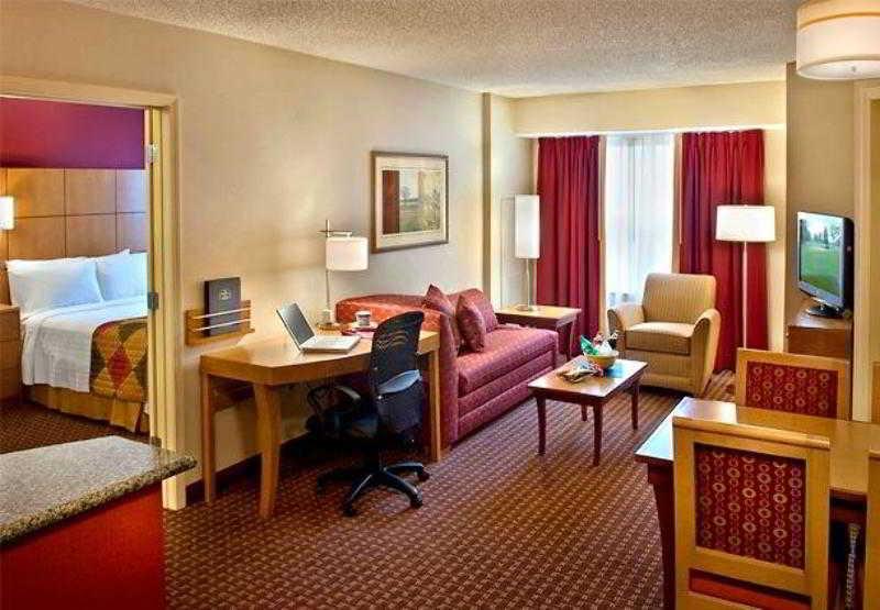 Residence Inn Bridgewater Branchburg Room photo